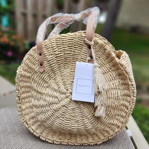 BEACH'D Round Woven Straw Tote Shoulder Bag - NWT